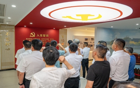 四敢爭先拼搏奮斗再出發(fā)！